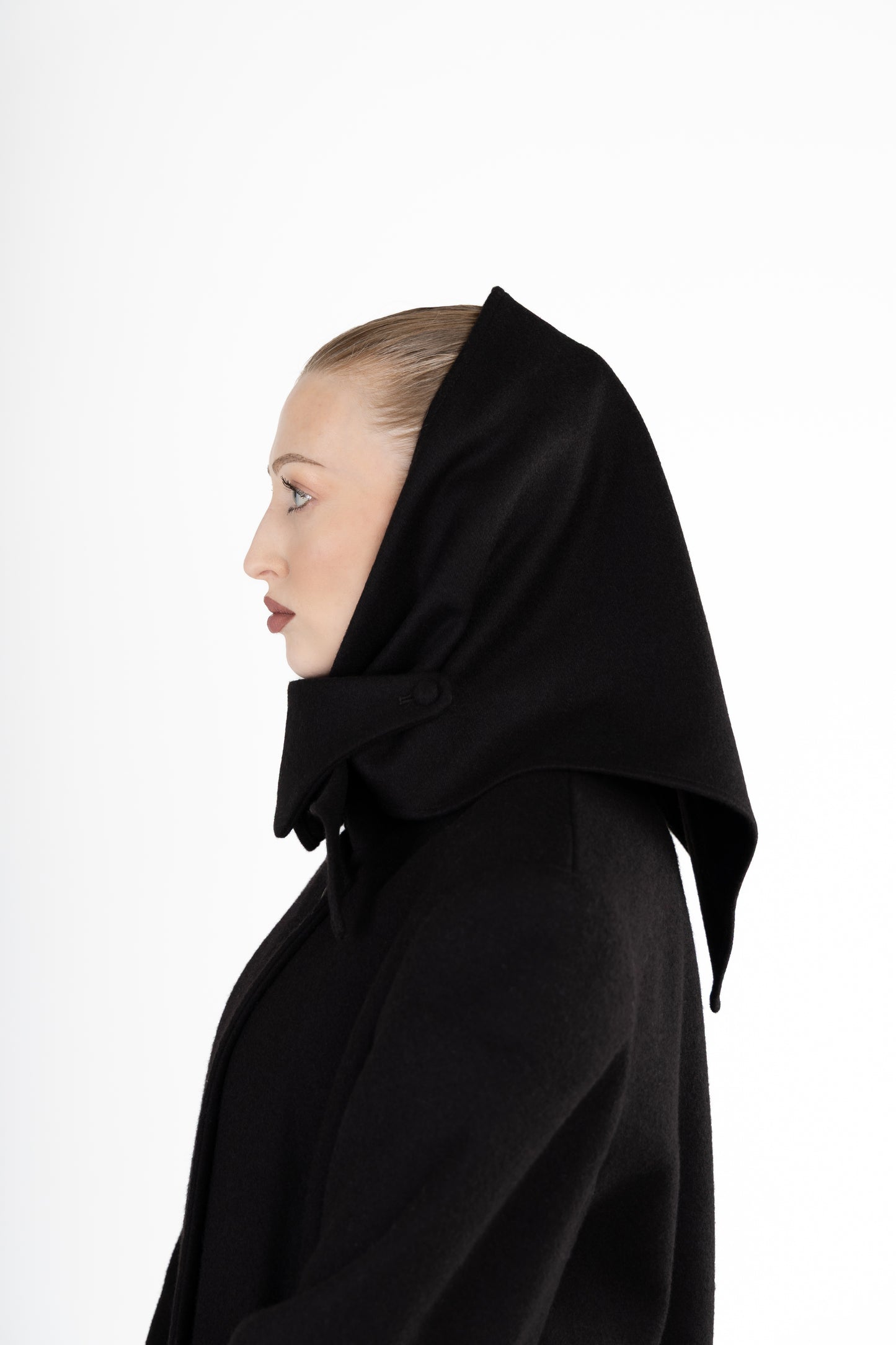 Sculpt Noir Scarf